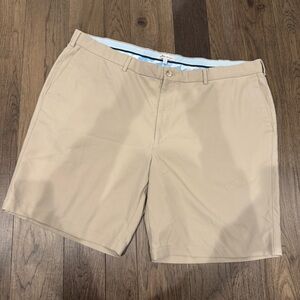 Peter Millar golf Men's khaki Shorts